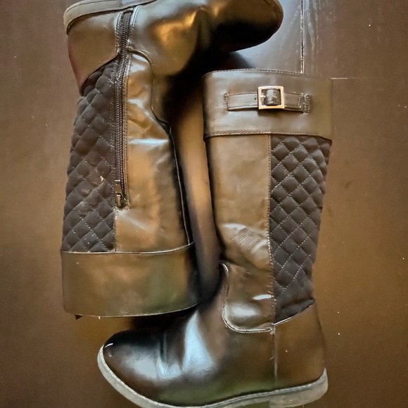 Joe Fresh girls’ size 1 black fashion boots - Picture 4 of 4